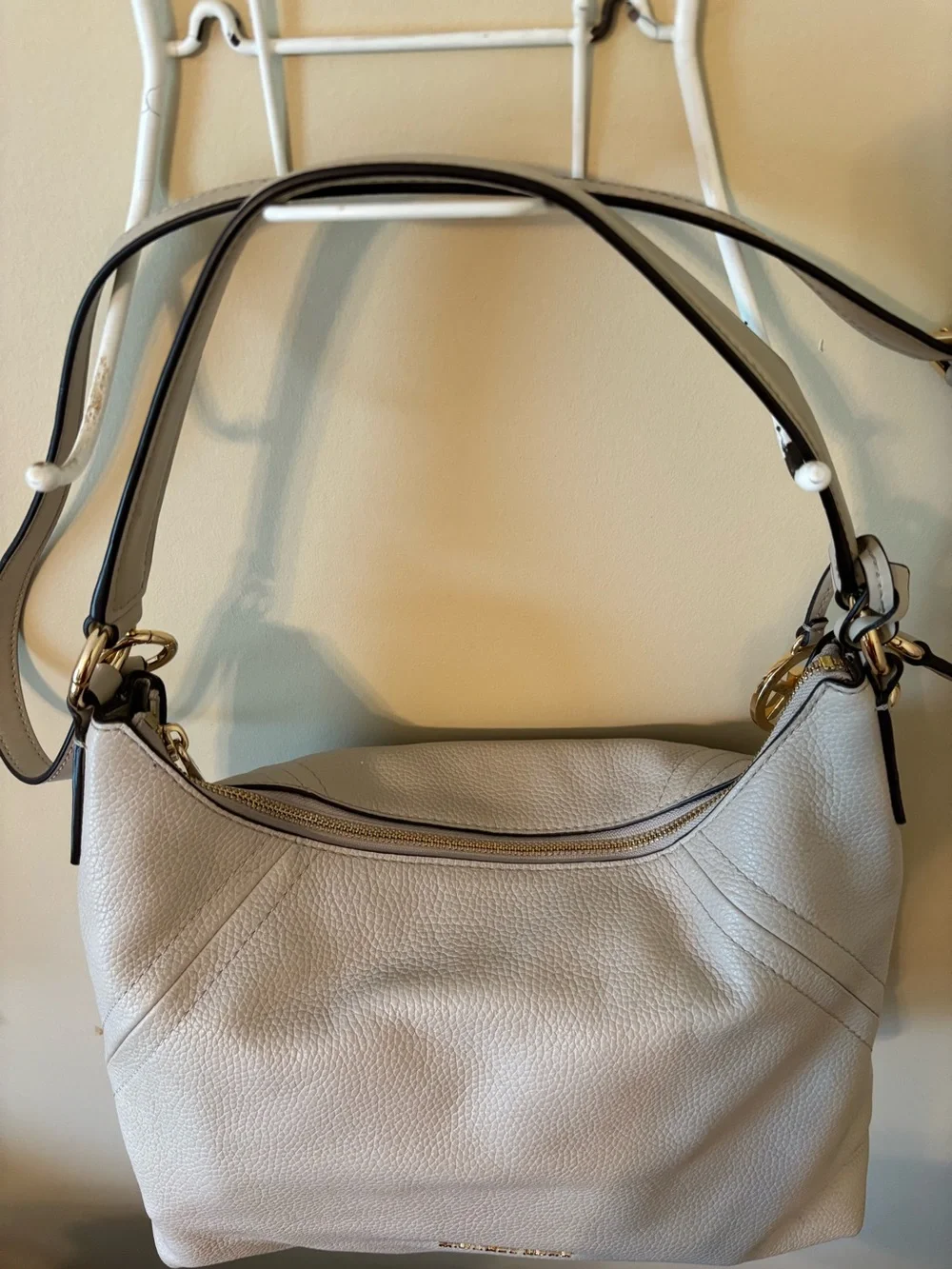 Michael Kors purse shoulder bag or Crossbody with dust bag